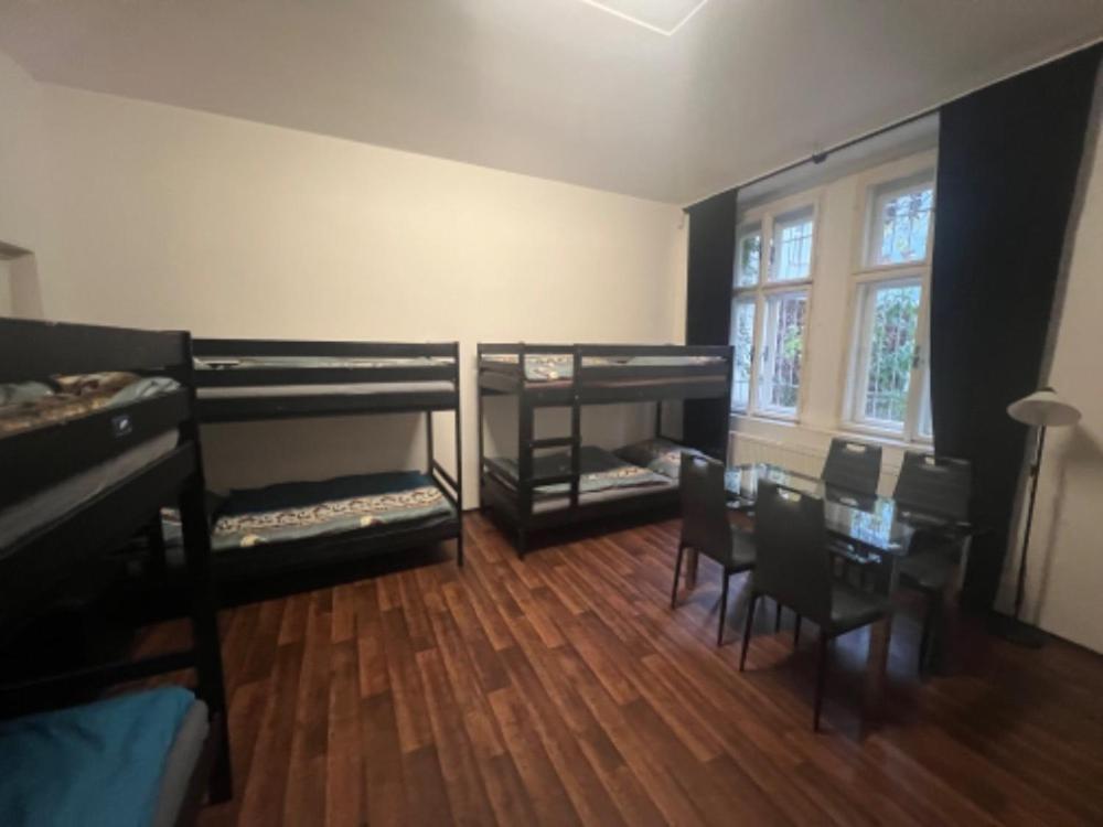 Apartment Moon Прага Экстерьер фото