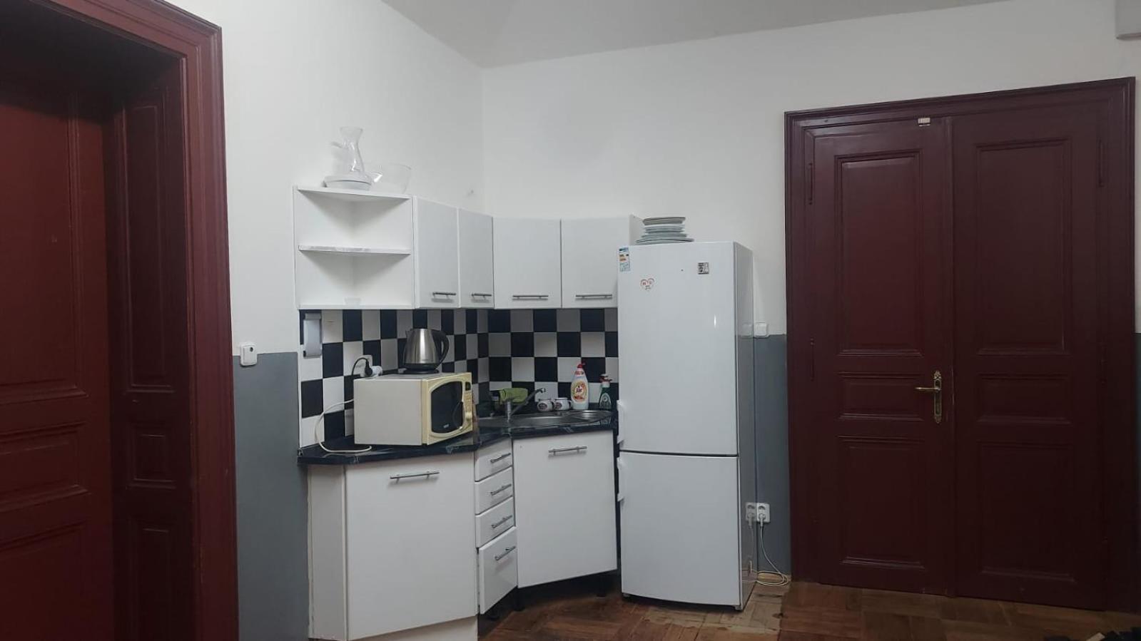 Apartment Moon Прага Экстерьер фото