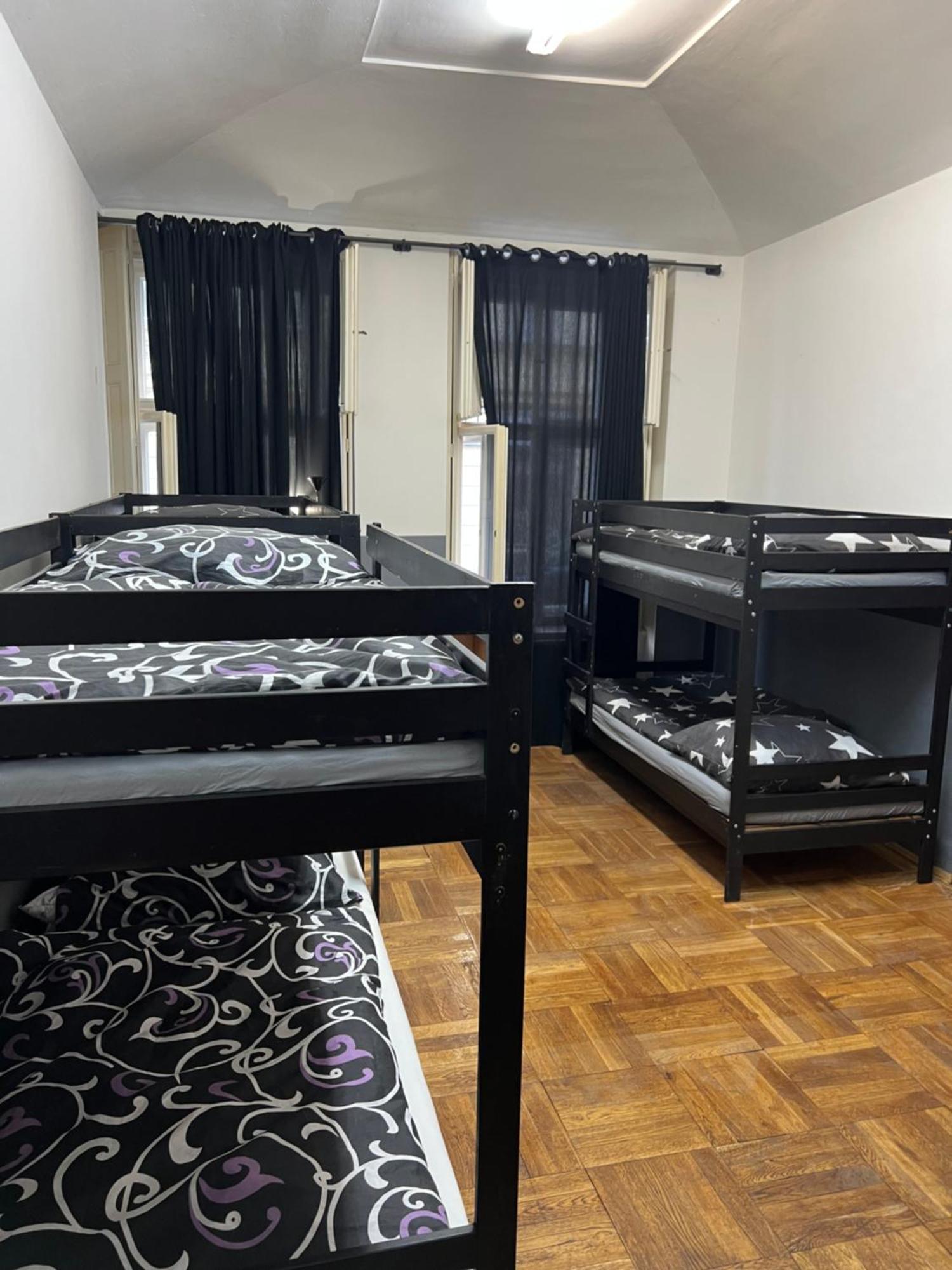 Apartment Moon Прага Экстерьер фото
